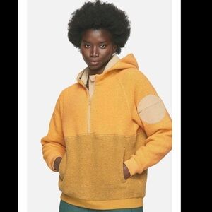 Outdoor Voices MegaFleece half zip hoodie size small